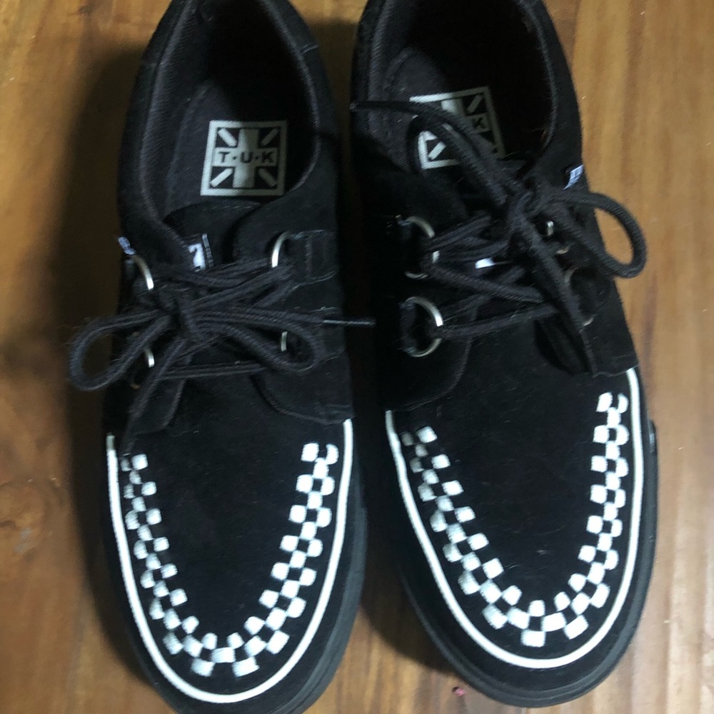 New unisex shoes